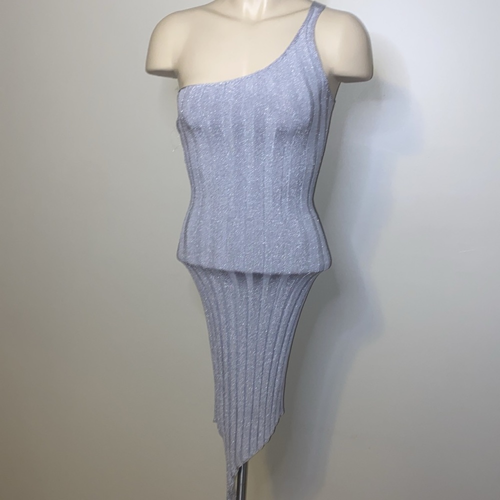 IOANNES

Ioannes Serpent One-Shoulder Metallic Ribbed-Knit Dress - Picture 3 of 8